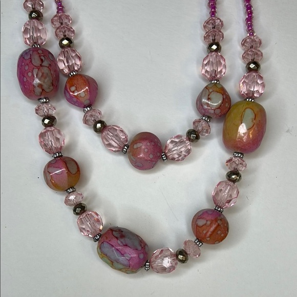 Pink acrylic Beaded Necklace two tier - Picture 5 of 8